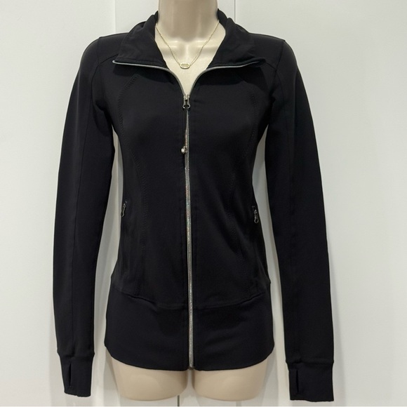 Lululemon Black Fitted Zip Up Jacket Size 2 High Neck Athleisure Yoga Sporty Y2K - Picture 1 of 12